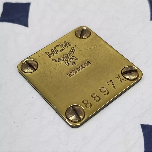 Authentic MCM Crossbody bag  White. & Blue Vintage made in Germany - Picture 9 of 11